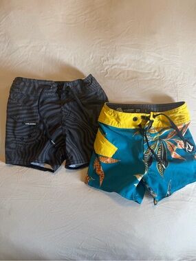 Volcom Black and Yellow Kids' Mod-Tech Swim Shorts